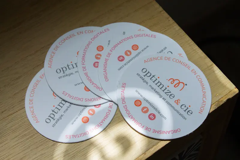 Carte de visite Optimize et cie, agence de communication à Bordeaux